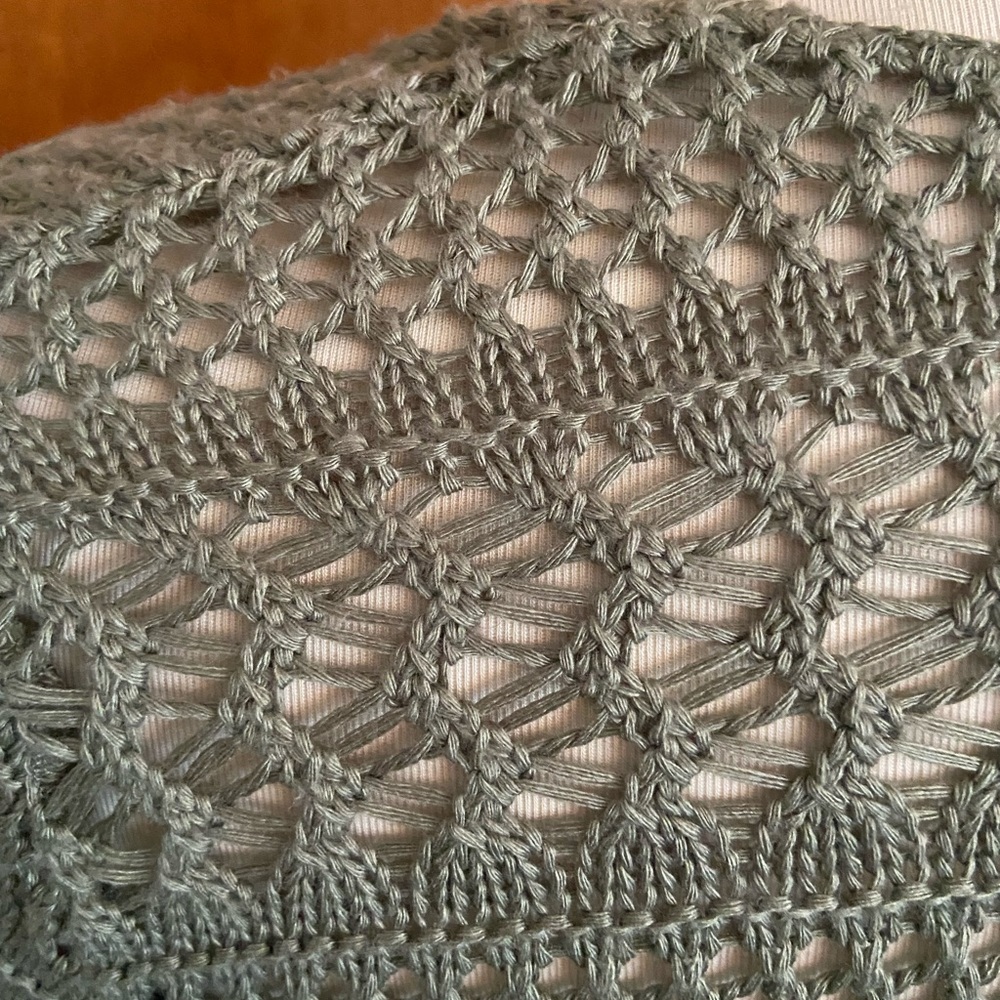 Crocheted sweater - Picture 5 of 5